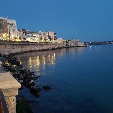 Ortigia Porta Del Mare Apartment Syracuse Exterior photo
