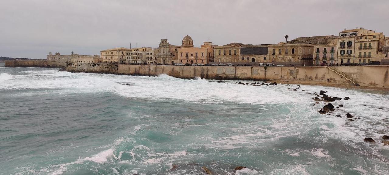 Ortigia Porta Del Mare Apartment Syracuse Exterior photo