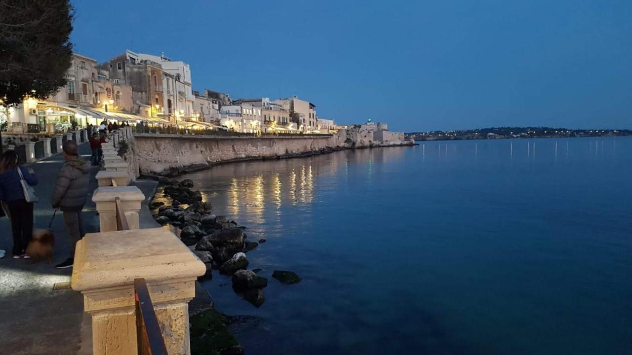 Ortigia Porta Del Mare Apartment Syracuse Exterior photo